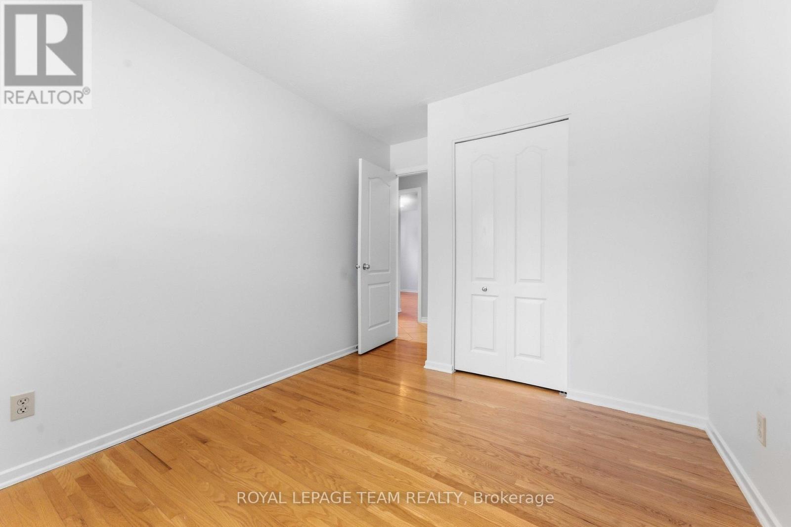1515 Valmarie Avenue, Ottawa, Ontario  K2C 1V7 - Photo 7 - X13814454