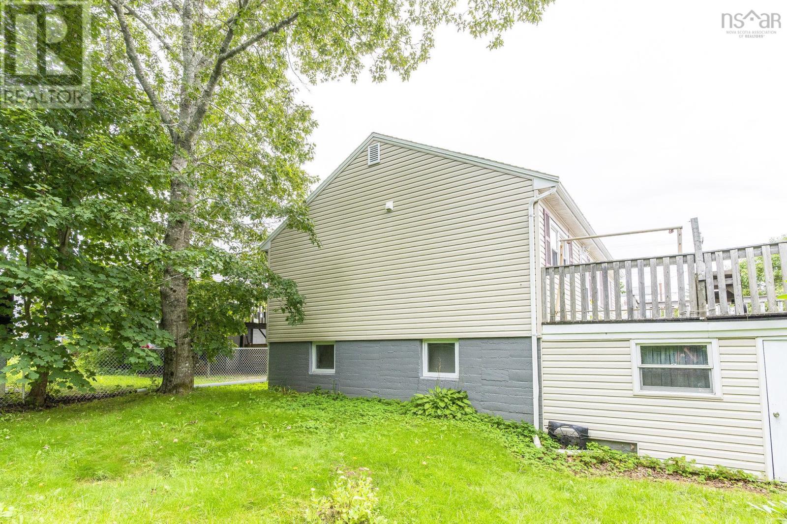 31 Auburn Avenue photo 28