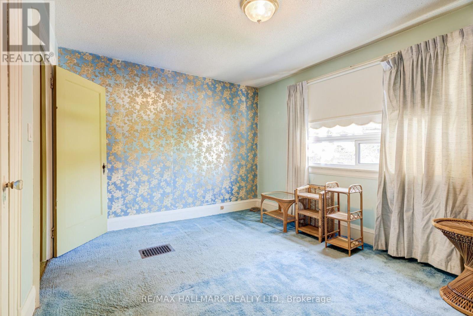 631 Lauder Avenue, Toronto, Ontario  M6E 3J8 - Photo 11 - C13814522