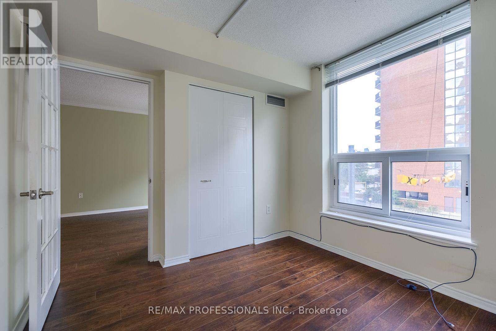 207 - 11 Thorncliffe Pk Drive, Toronto, Ontario  M4H 1P3 - Photo 15 - C13814530