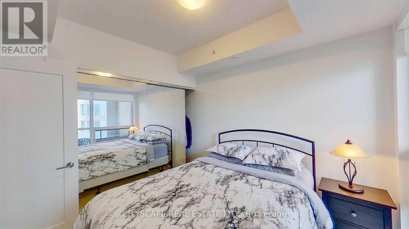 1804 - 88 Scott Street, Toronto, Ontario  M5E 0A9 - Photo 19 - C13814594