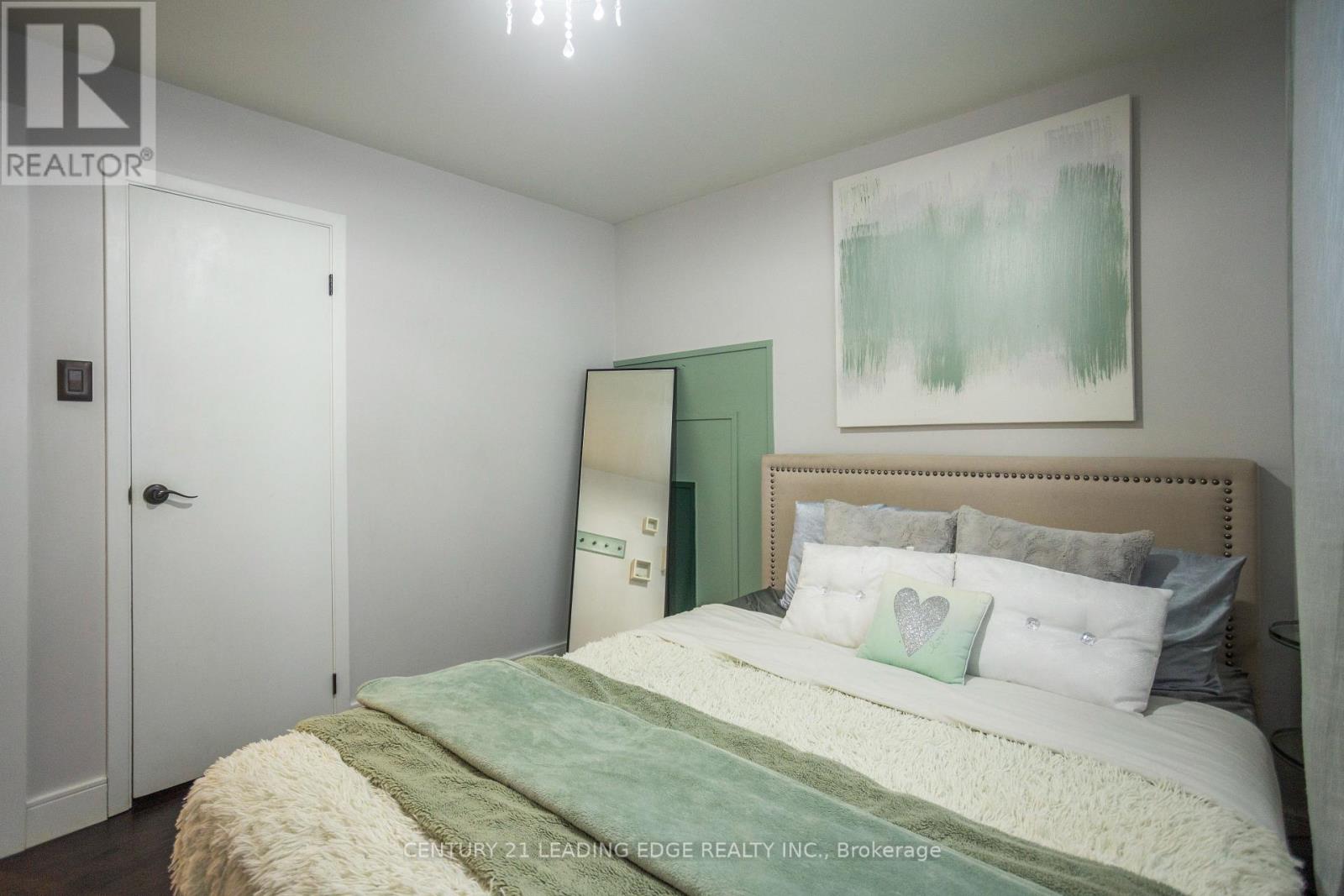 912 Vistula Drive, Pickering, Ontario  L1W 2L5 - Photo 22 - E13814590