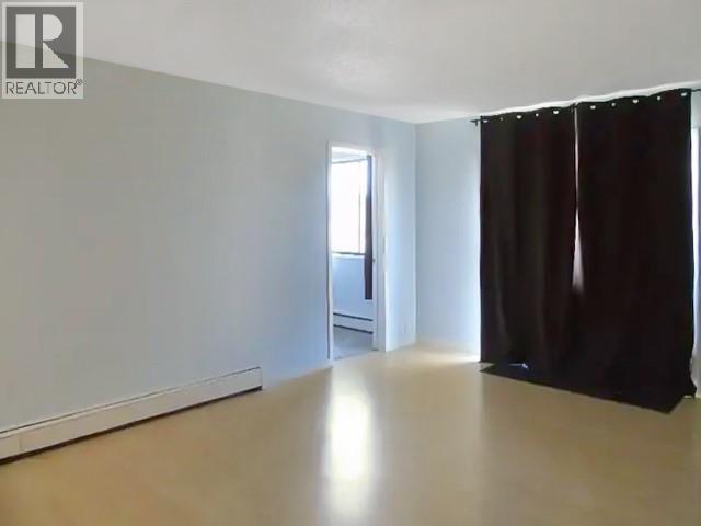 112 17th  S Avenue Unit# 404, Cranbrook, British Columbia  V1C 3A5 - Photo 3 - 10400590