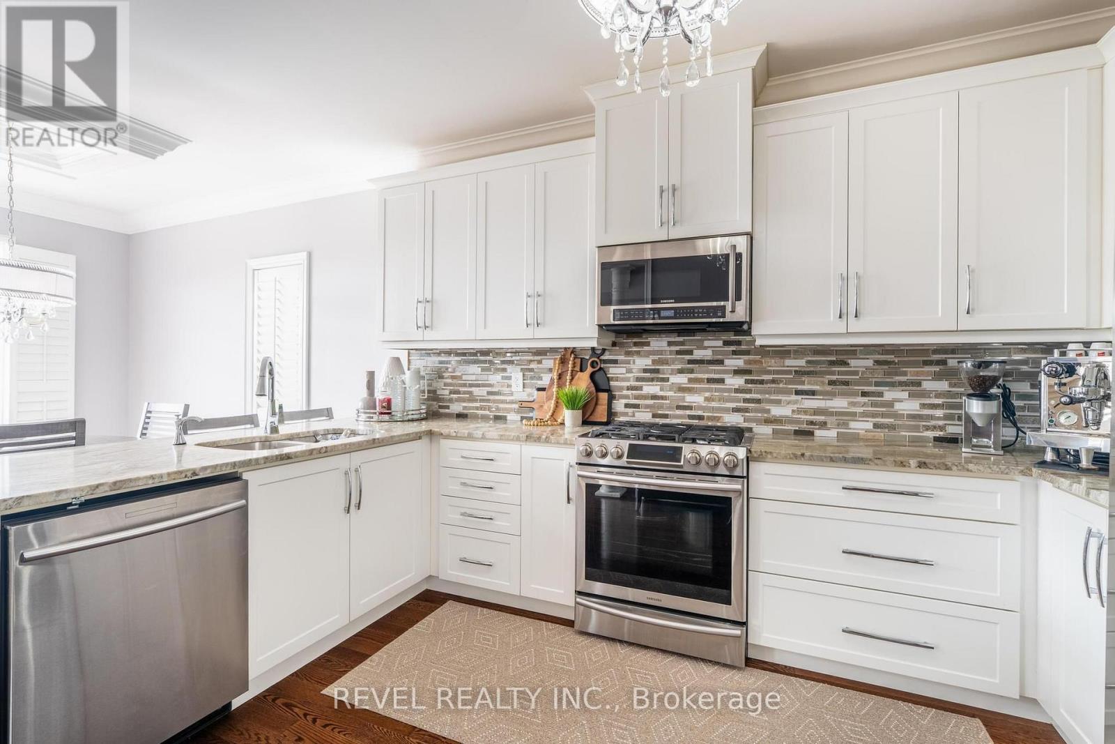 49 Victoria Street E, Innisfil (Cookstown), Ontario  L0L 1L0 - Photo 11 - N13814612