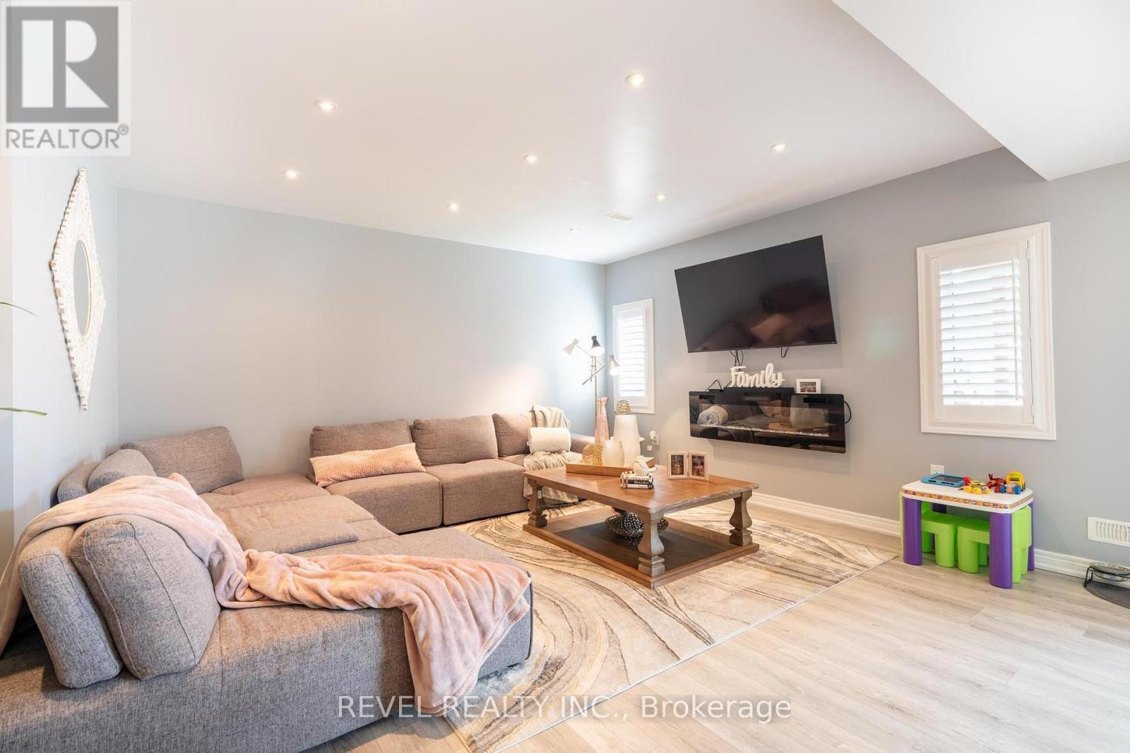 49 Victoria Street E, Innisfil (Cookstown), Ontario  L0L 1L0 - Photo 36 - N13814612