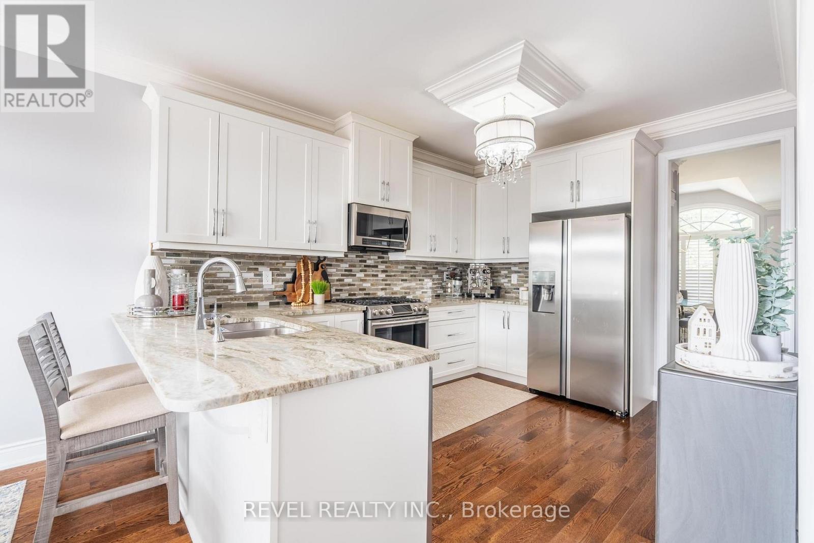 49 Victoria Street E, Innisfil (Cookstown), Ontario  L0L 1L0 - Photo 9 - N13814612