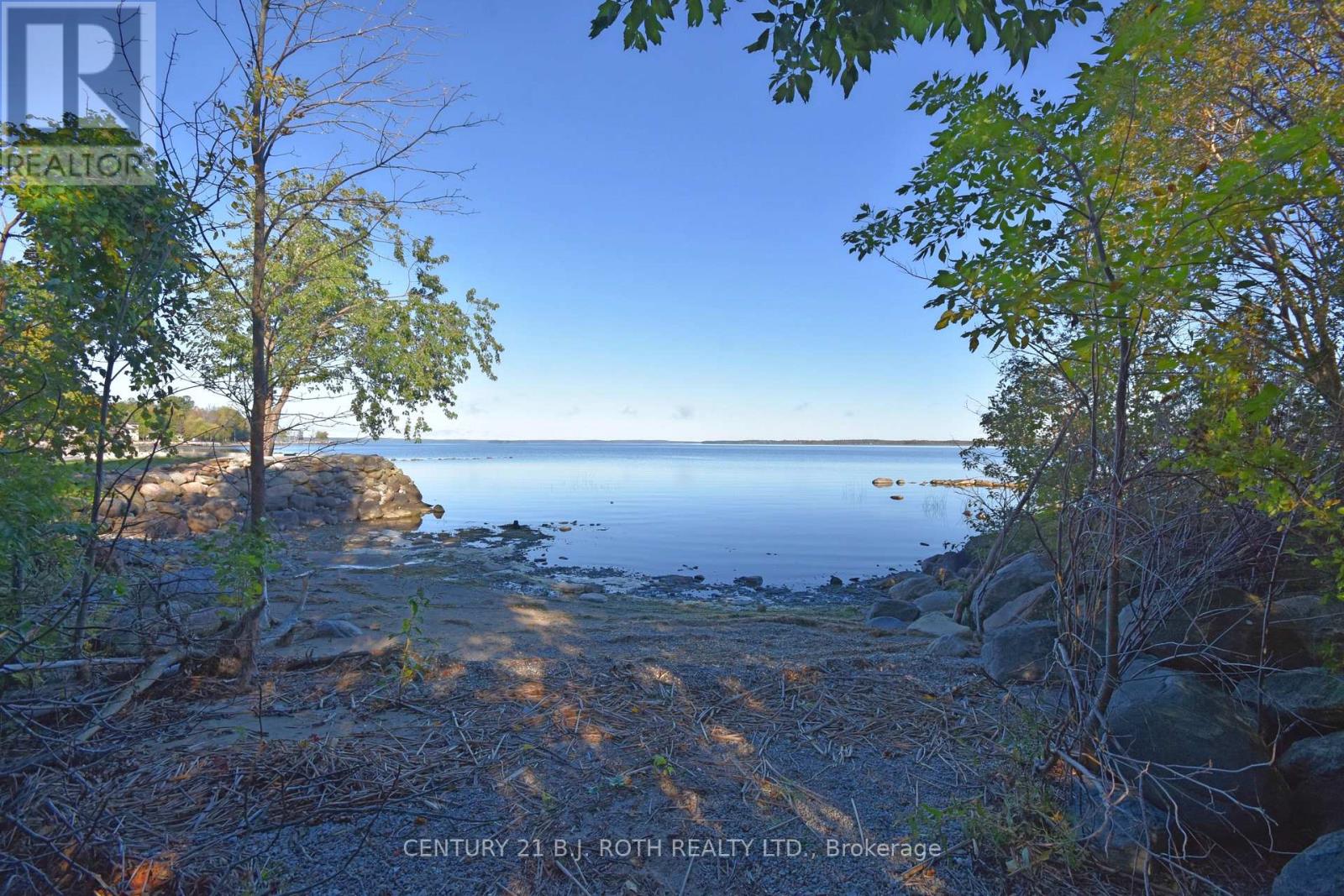 263 Robin's Point Road, Tay (Victoria Harbour), Ontario  L0K 2A0 - Photo 28 - S13814488