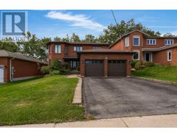 320 LEACOCK DRIVE, Barrie, Ontario