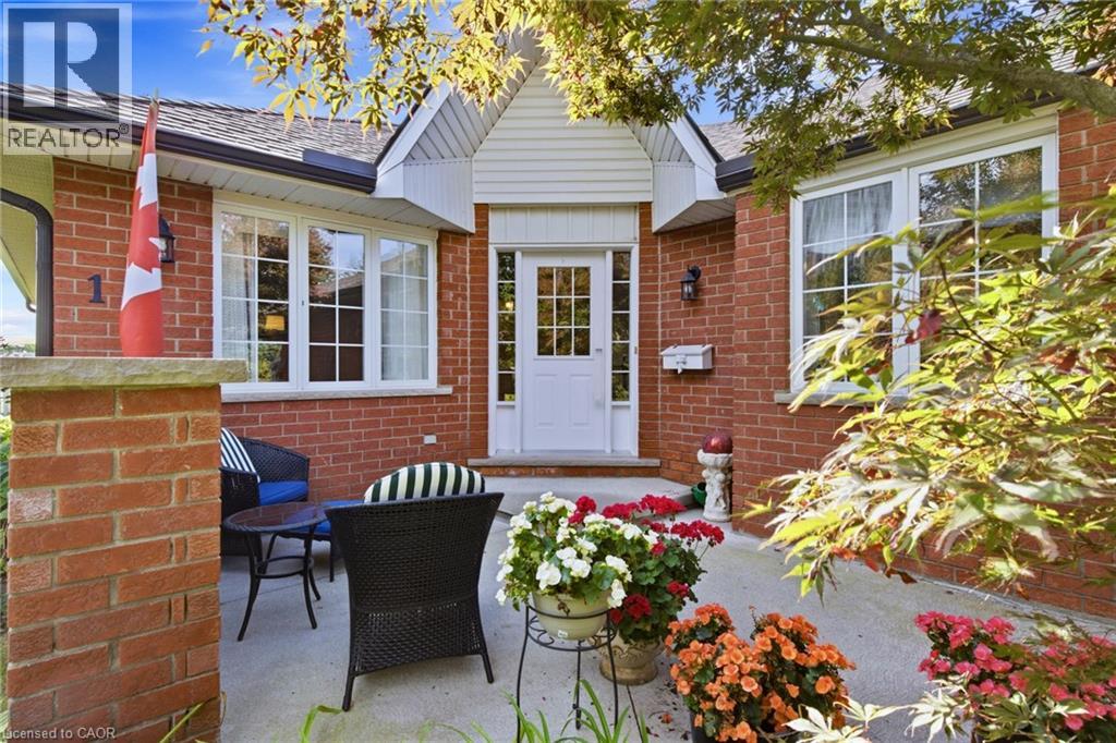 10 ISHERWOOD Avenue Unit# 1, Cambridge, Ontario