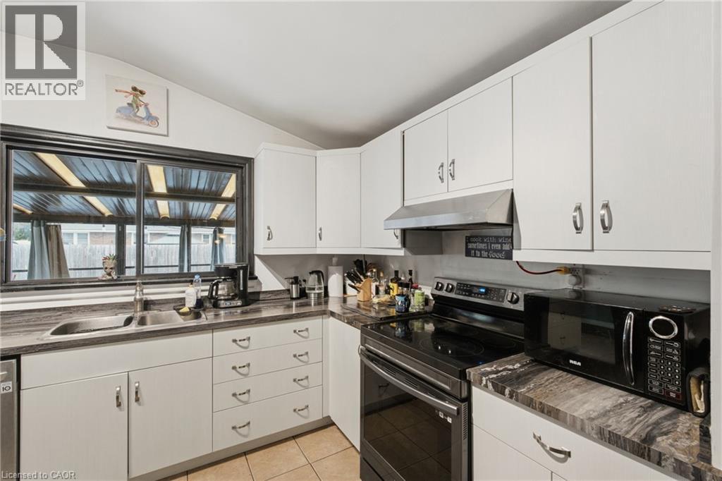 67 Wakelin Terrace, St. Catharines, Ontario  L2M 4K8 - Photo 14 - 40865527
