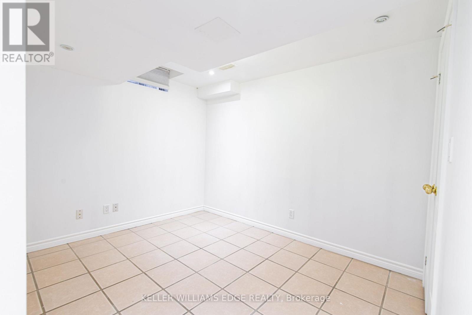 Room E - 119 Summers Drive, Thorold, Ontario  L2V 5C7 - Photo 27 - X13814556