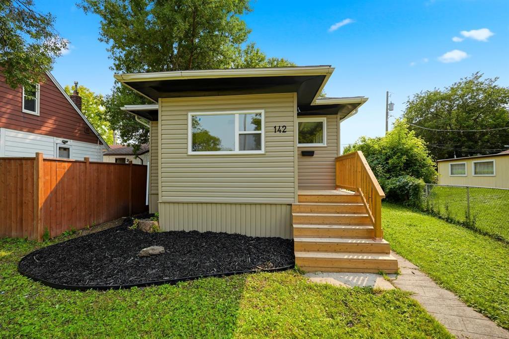 142 Kilbride Avenue Winnipeg Manitoba Canada R2V0Z8 2