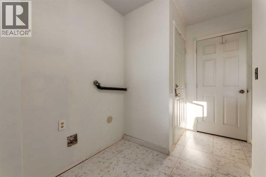 14100 84 Street SE photo 16