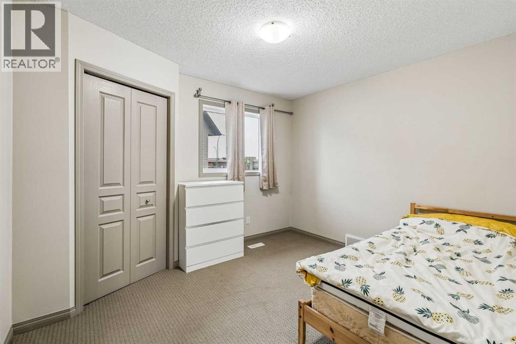 202 Royal Birch Heath NW photo 19