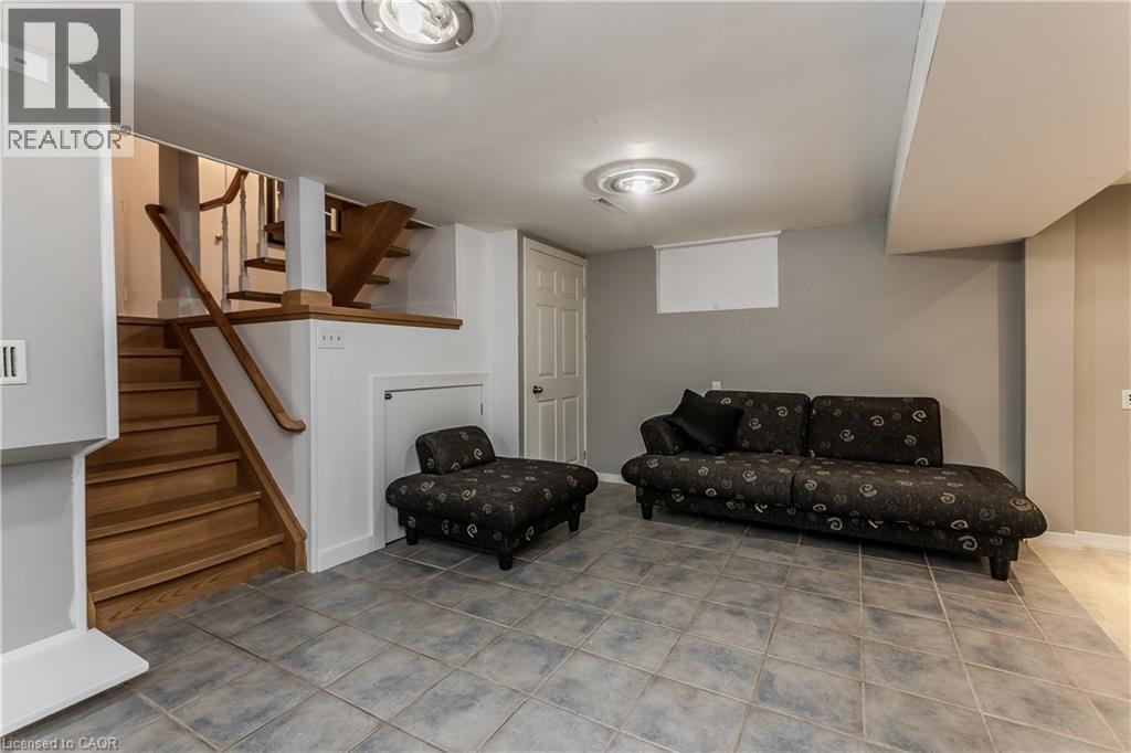 707 Ross Street, Burlington, Ontario  L7S 1S3 - Photo 33 - 40864570