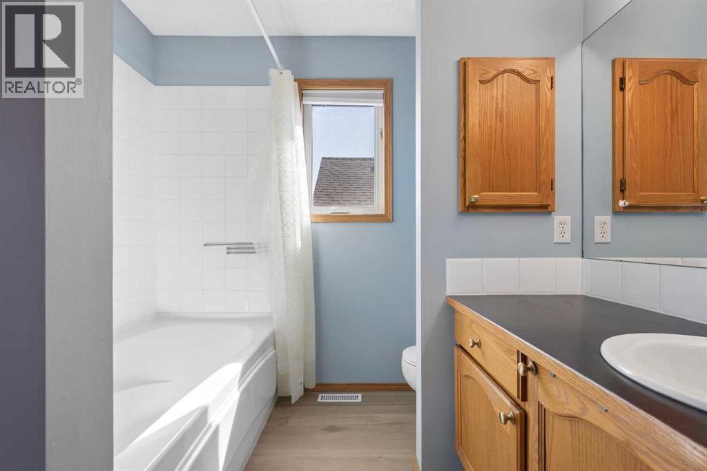 196 Harvest Park Way NE, Calgary, Alberta  T3K 4B8 - Photo 24 - A2345330