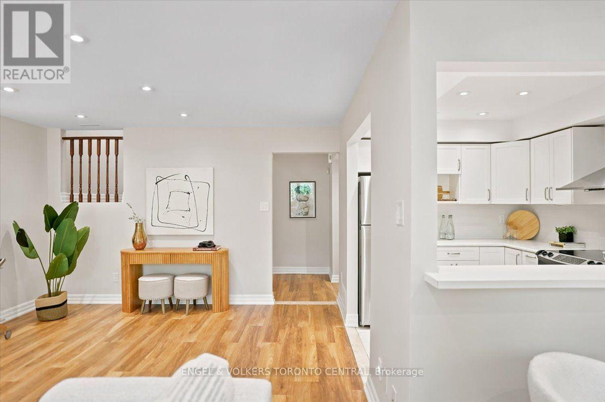 Th18 - 100 Arbors Lane, Vaughan, Ontario  L4L 3Z2 - Photo 21 - N13811674