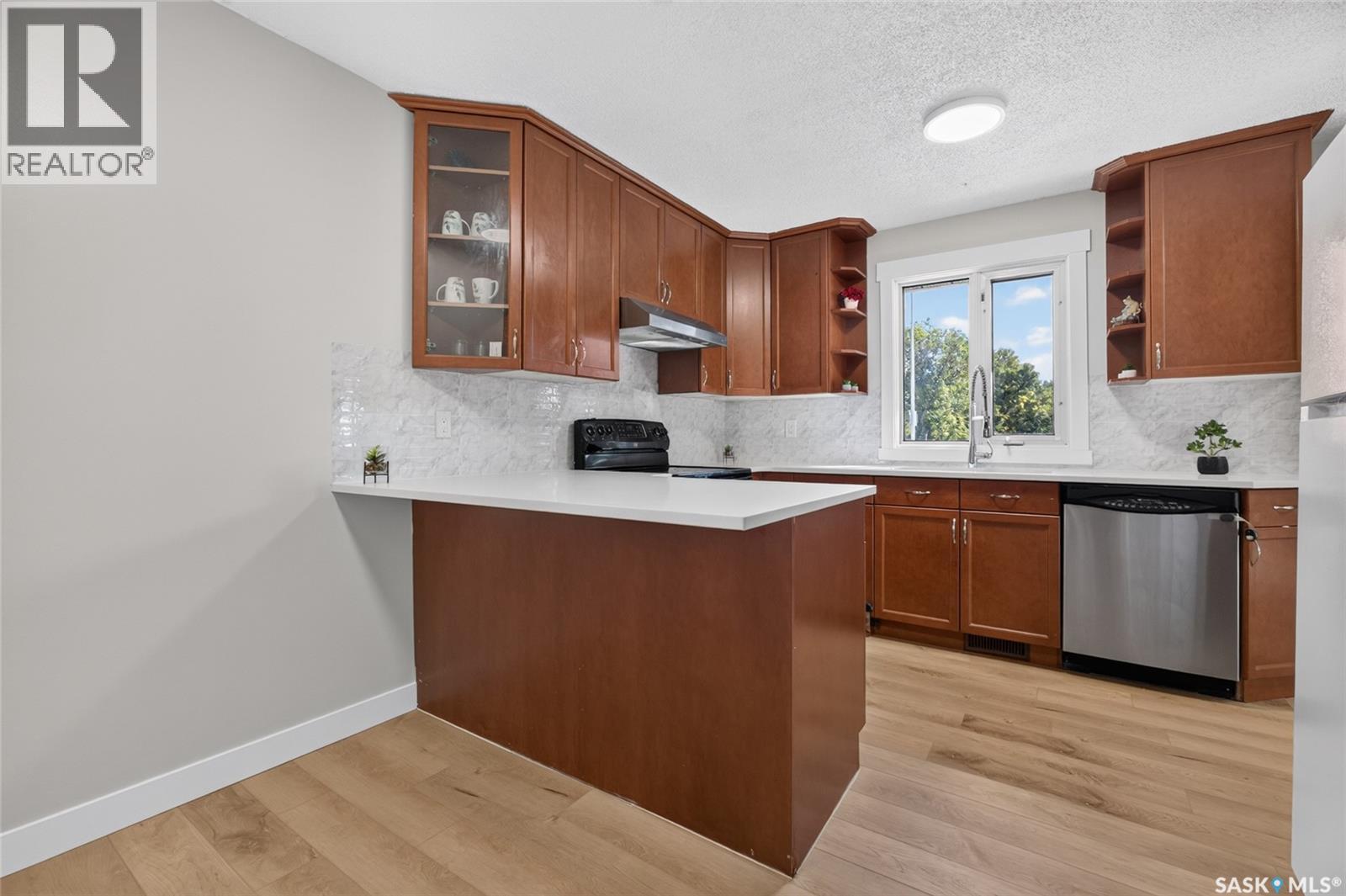 1944 Dewdney Avenue, Regina, Saskatchewan  S4N 4C8 - Photo 10 - SK049139