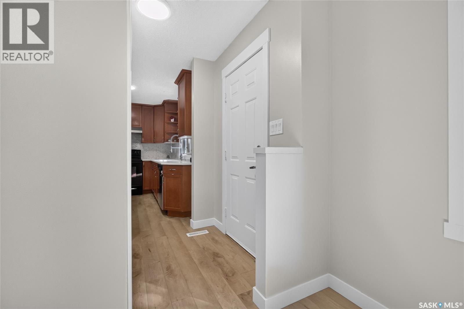 1944 Dewdney Avenue, Regina, Saskatchewan  S4N 4C8 - Photo 11 - SK049139