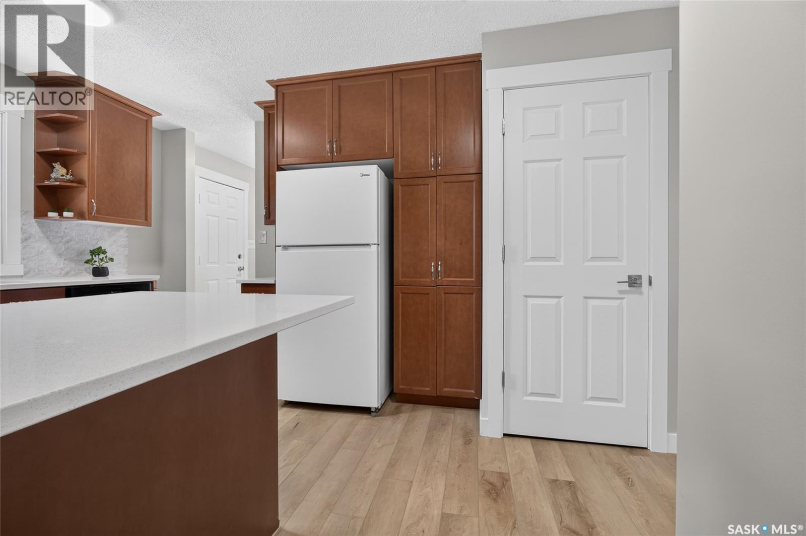 1944 Dewdney Avenue, Regina, Saskatchewan  S4N 4C8 - Photo 5 - SK049139
