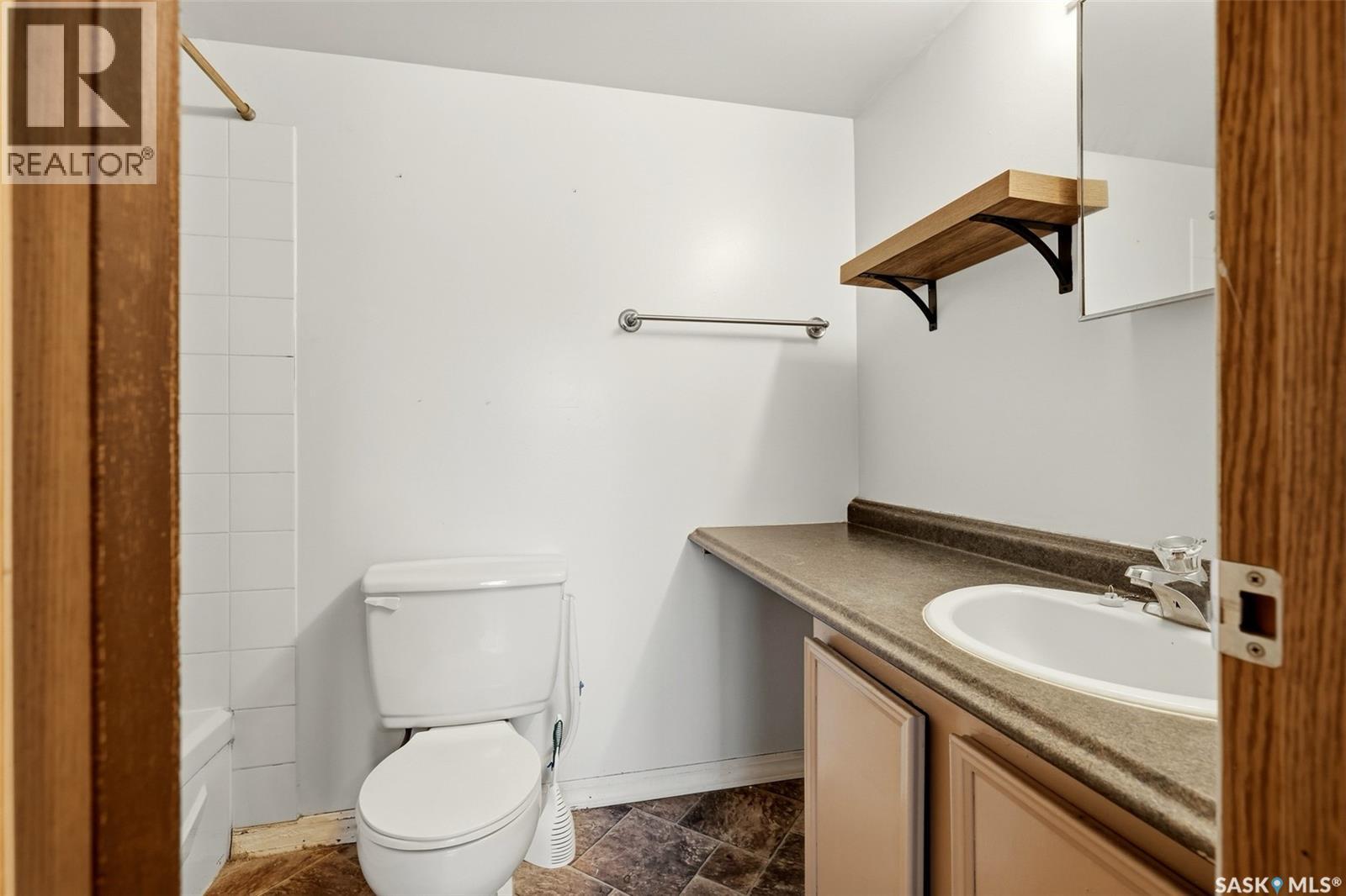 205 51 Rodenbush Drive, Regina, Saskatchewan  S4R 8C7 - Photo 11 - SK049127