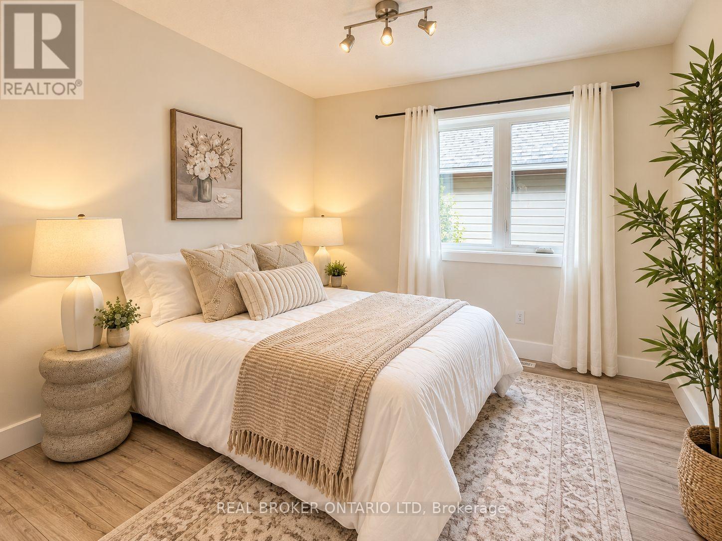 22 Queensway Drive, Strathroy-Caradoc, Ontario  N7G 4M3 - Photo 15 - X13814660