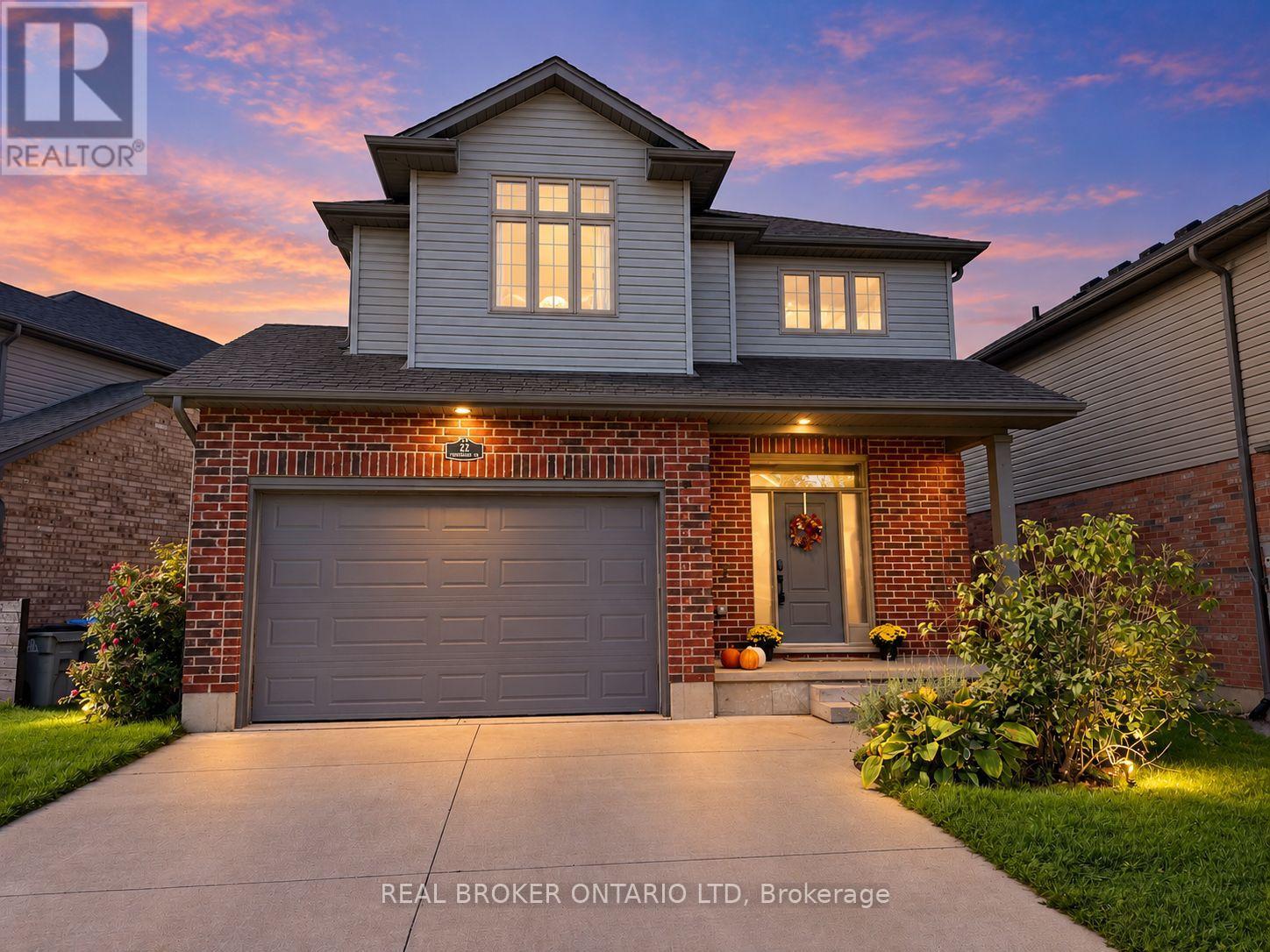 22 Queensway Drive, Strathroy-Caradoc, Ontario  N7G 4M3 - Photo 2 - X13814660