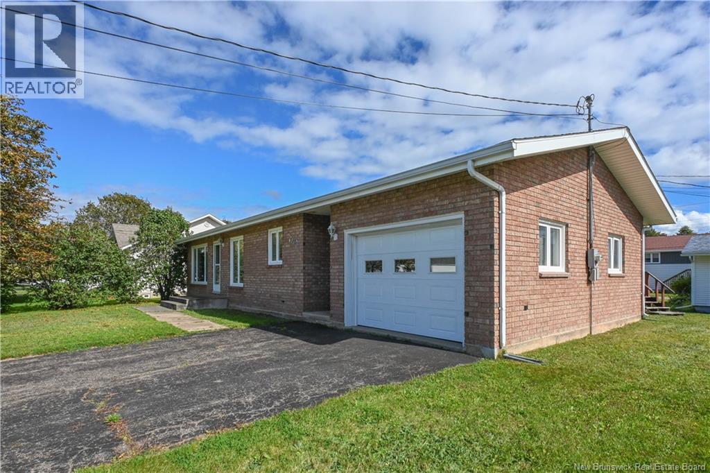140 Des Saules Street, Shippagan, New Brunswick  E8S 3C9 - Photo 3 - NB148318