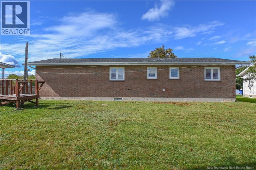 140 Des Saules Street, Shippagan, New Brunswick  E8S 3C9 - Photo 5 - NB148318