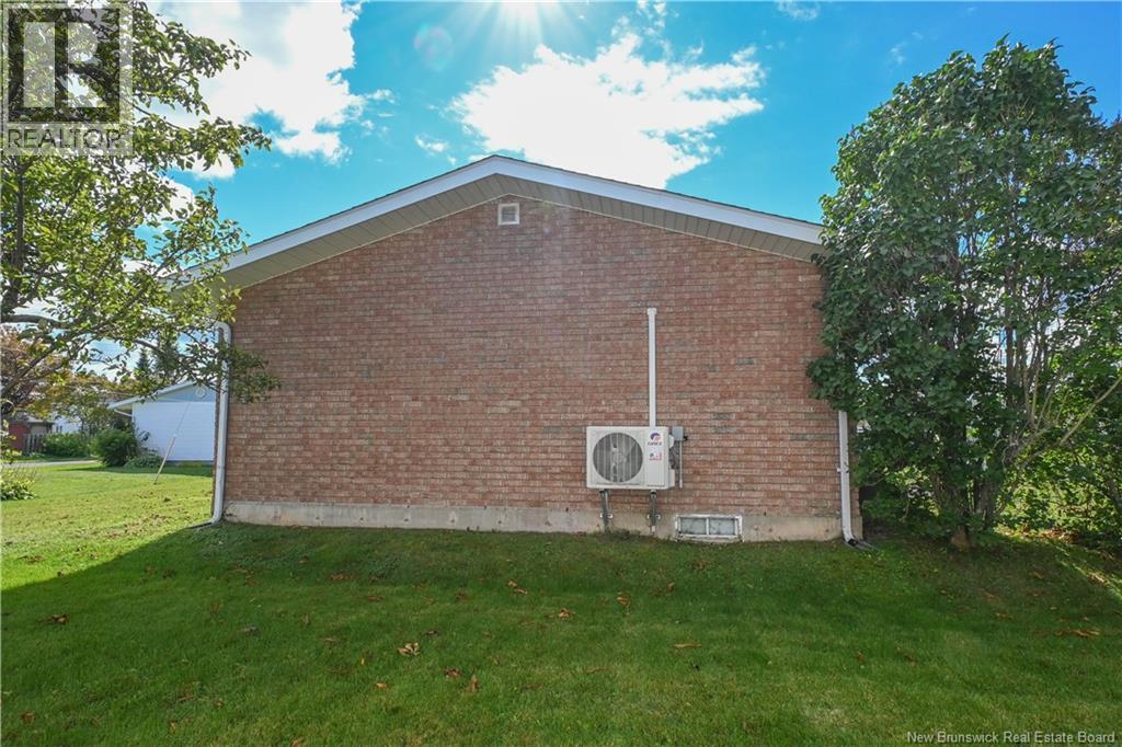 140 Des Saules Street, Shippagan, New Brunswick  E8S 3C9 - Photo 8 - NB148318
