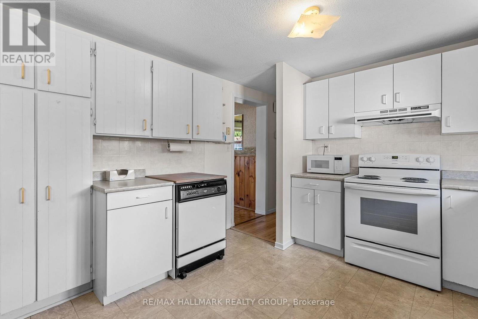 2376 Blackstone Crescent, Ottawa, Ontario  K1B 4H2 - Photo 12 - X13814716