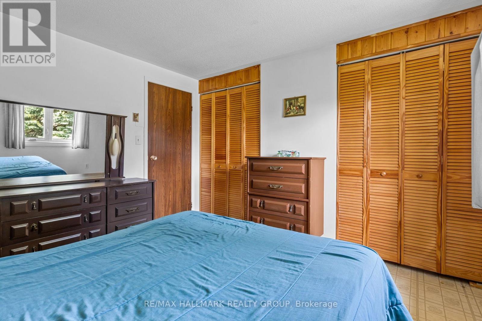 2376 Blackstone Crescent, Ottawa, Ontario  K1B 4H2 - Photo 19 - X13814716