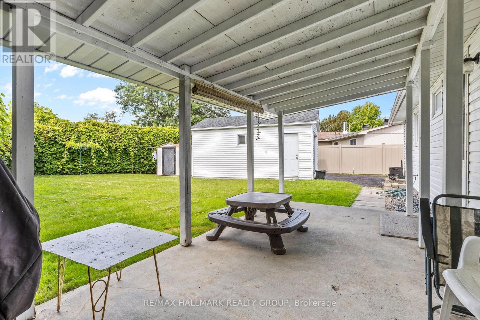 2376 Blackstone Crescent, Ottawa, Ontario  K1B 4H2 - Photo 41 - X13814716