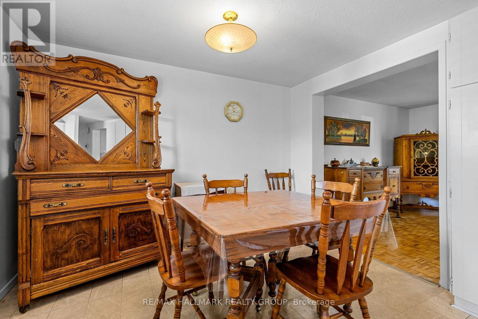 2376 Blackstone Crescent, Ottawa, Ontario  K1B 4H2 - Photo 9 - X13814716