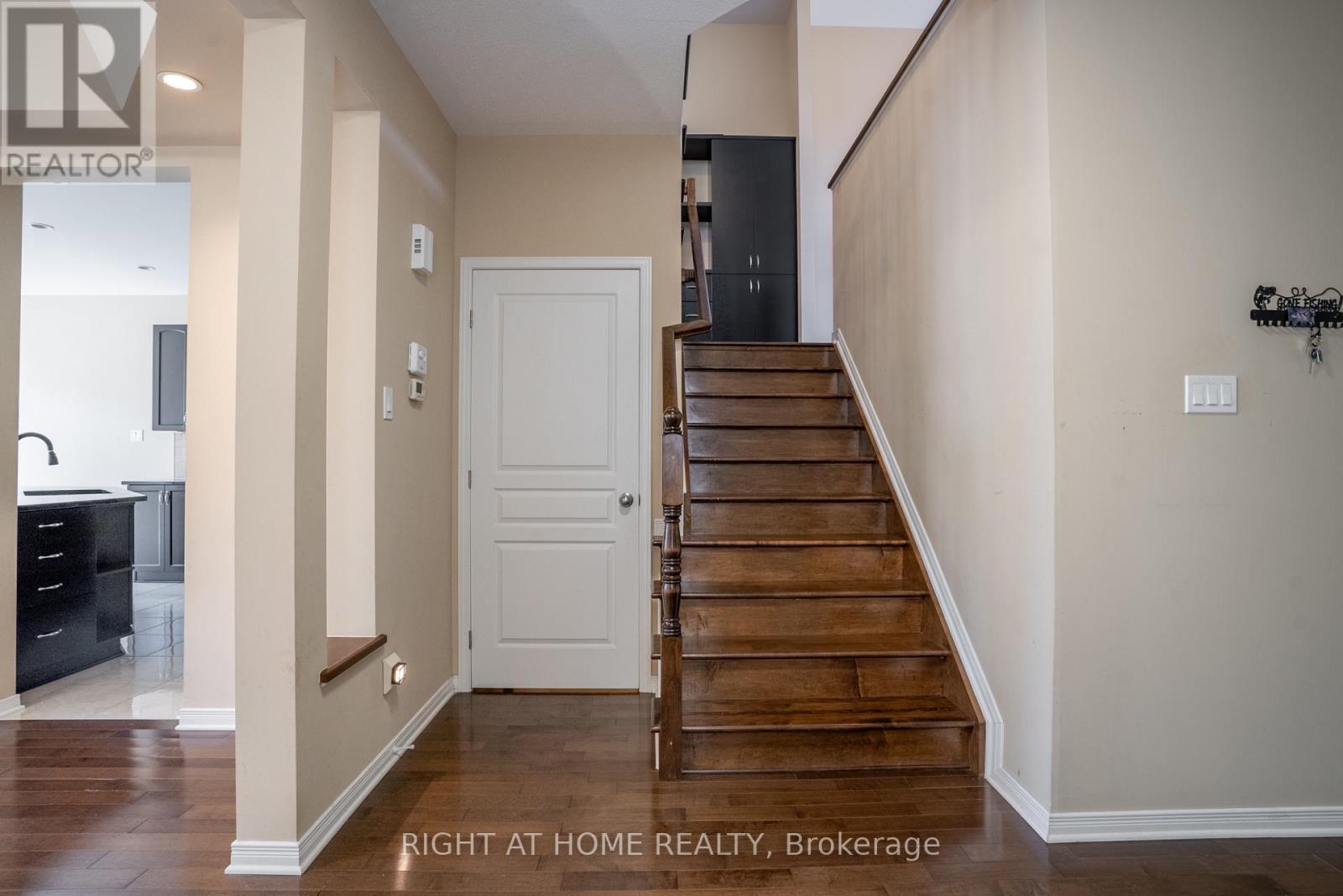 310 Kippen Place, Ottawa, Ontario  K2J 0N9 - Photo 12 - X13814806