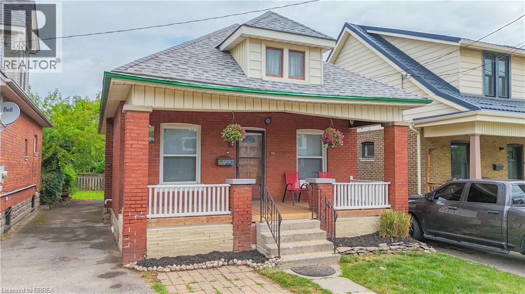 104 Mary Street, Brantford, Ontario  N3S 3B7 - Photo 2 - 40865453