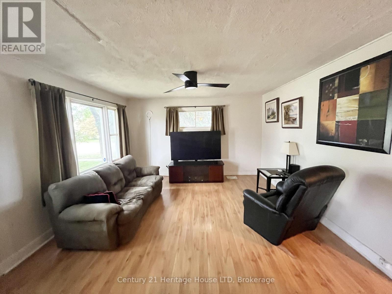 60 Watkins Street, St. Catharines, Ontario  L2M 6R9 - Photo 7 - X13814754