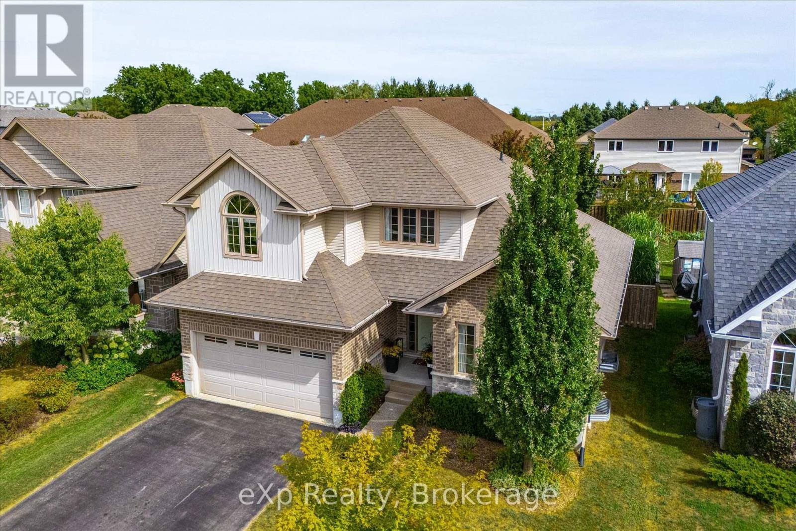 110 Marr Drive, Centre Wellington, Ontario  N0B 1S0 - Photo 2 - X13813602