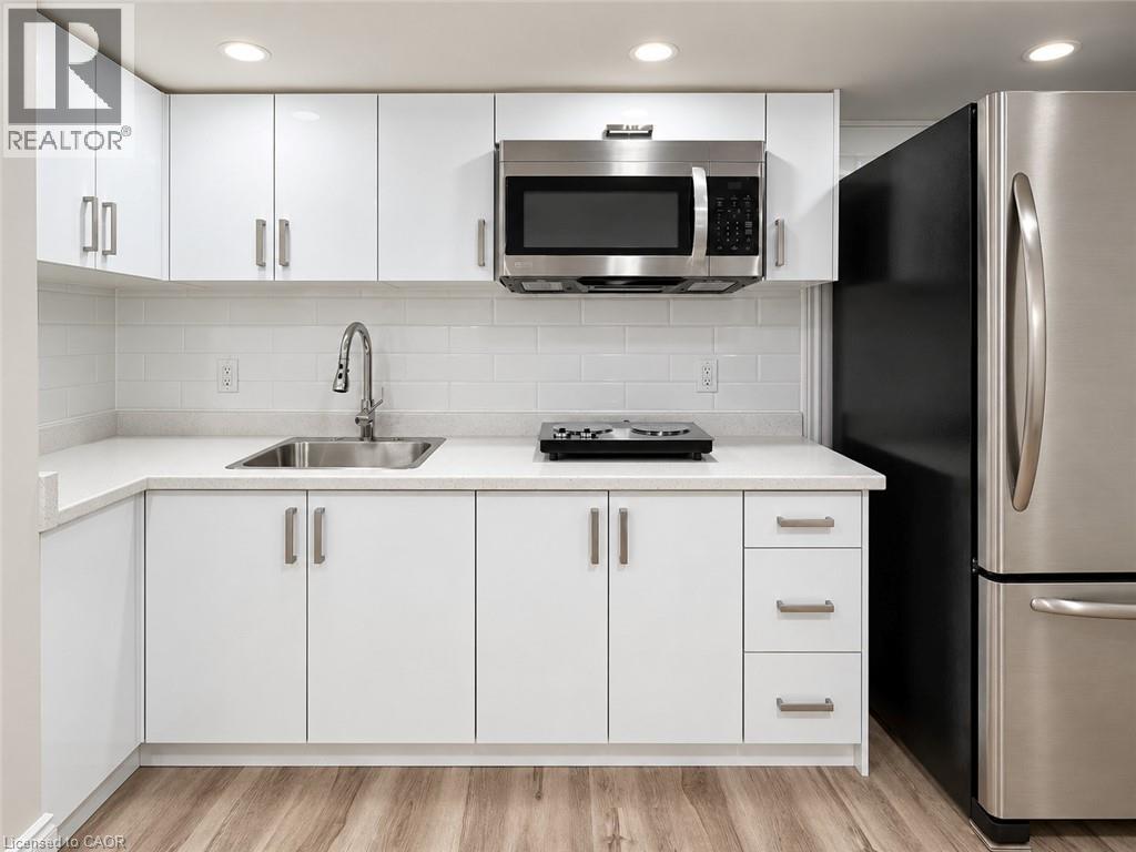 28 Doon Mills Drive Unit# 10, Kitchener, Ontario  N2P 2W9 - Photo 36 - 40862345