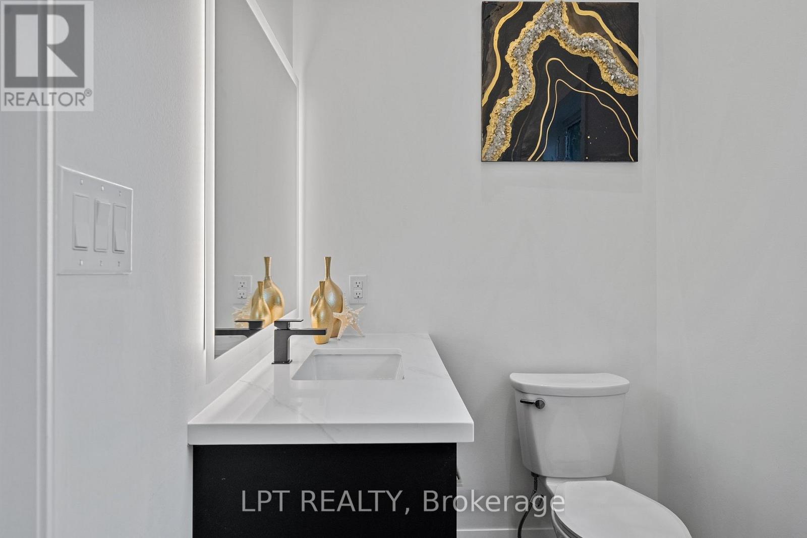 168 Berczy Street, Barrie, Ontario  L4M 3R6 - Photo 11 - S13739866