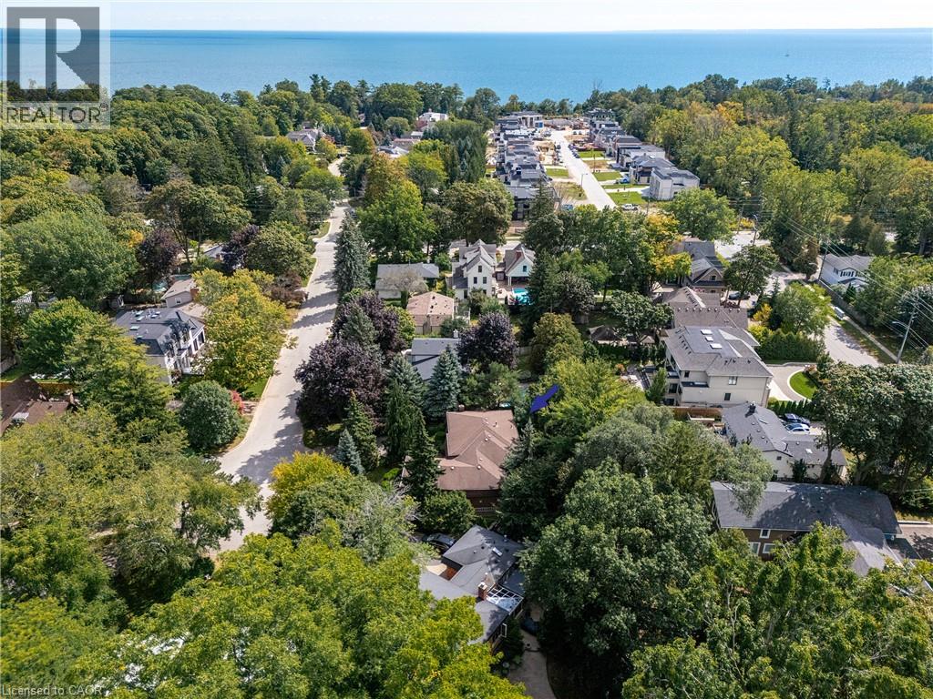 130 Tavistock Square, Halton, Ontario  L6K 2V2 - Photo 3 - 40865478