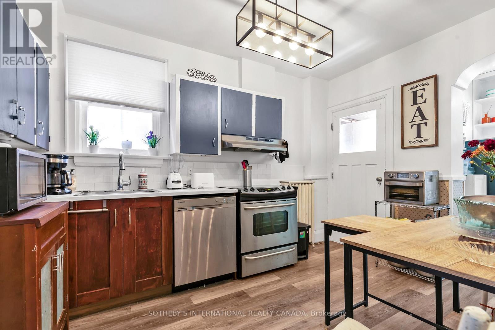 36 Hadley Road, Toronto, Ontario  M4S 2N9 - Photo 7 - C13814634