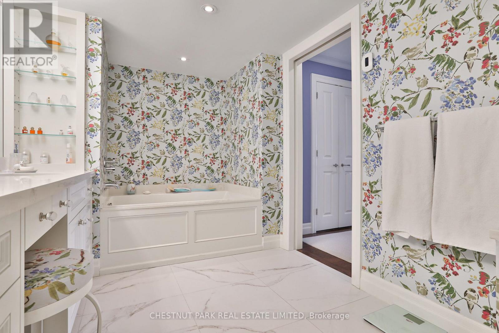 1101 - 61 St Clair Avenue W, Toronto, Ontario  M4V 2Y8 - Photo 32 - C13814642