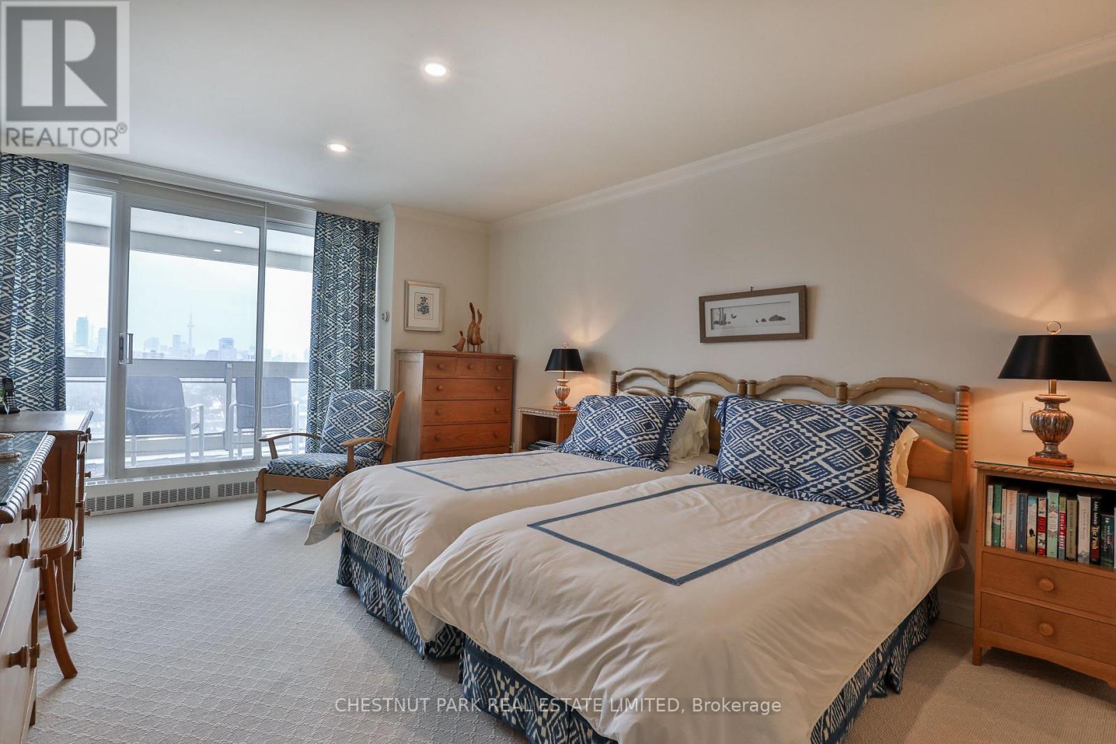 1101 - 61 St Clair Avenue W, Toronto, Ontario  M4V 2Y8 - Photo 33 - C13814642