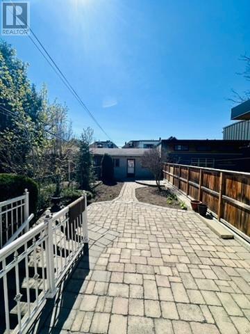 382 Roxton Road, Toronto, Ontario  M6G 3R2 - Photo 35 - C13814702