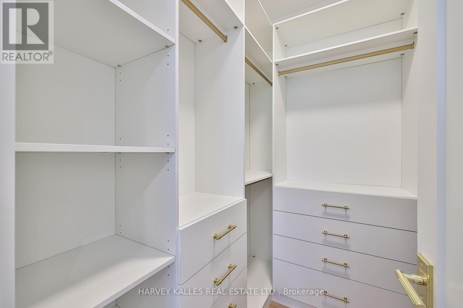 449 Elm Road, Toronto, Ontario  M5M 3W8 - Photo 33 - C13814726