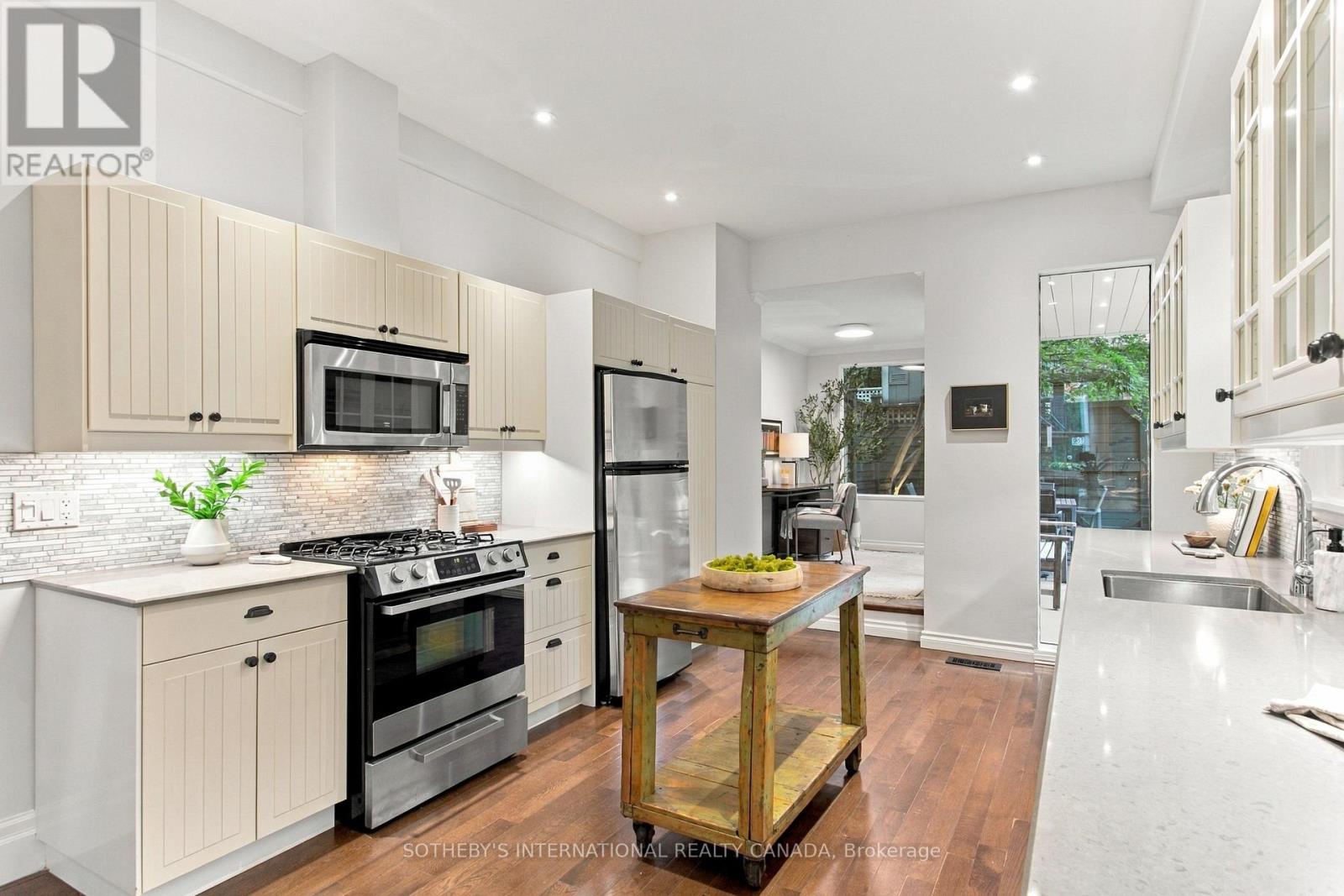 456 Sumach Street, Toronto, Ontario  M4X 1V7 - Photo 14 - C13814732