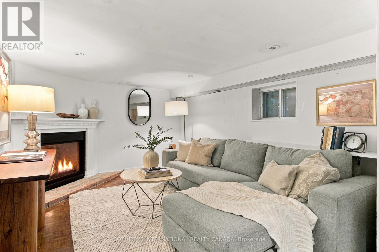 456 Sumach Street, Toronto, Ontario  M4X 1V7 - Photo 34 - C13814732