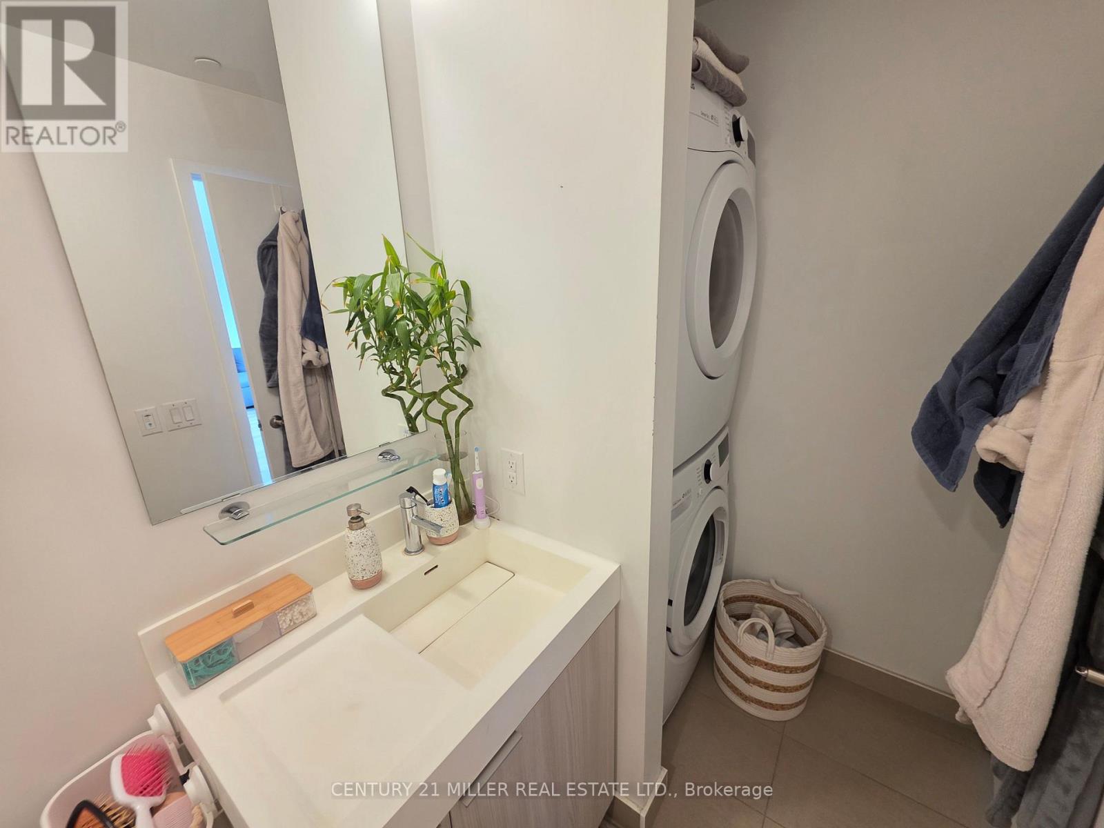 2301 - 20 Tubman Avenue, Toronto, Ontario  M5A 0M8 - Photo 17 - C13814738