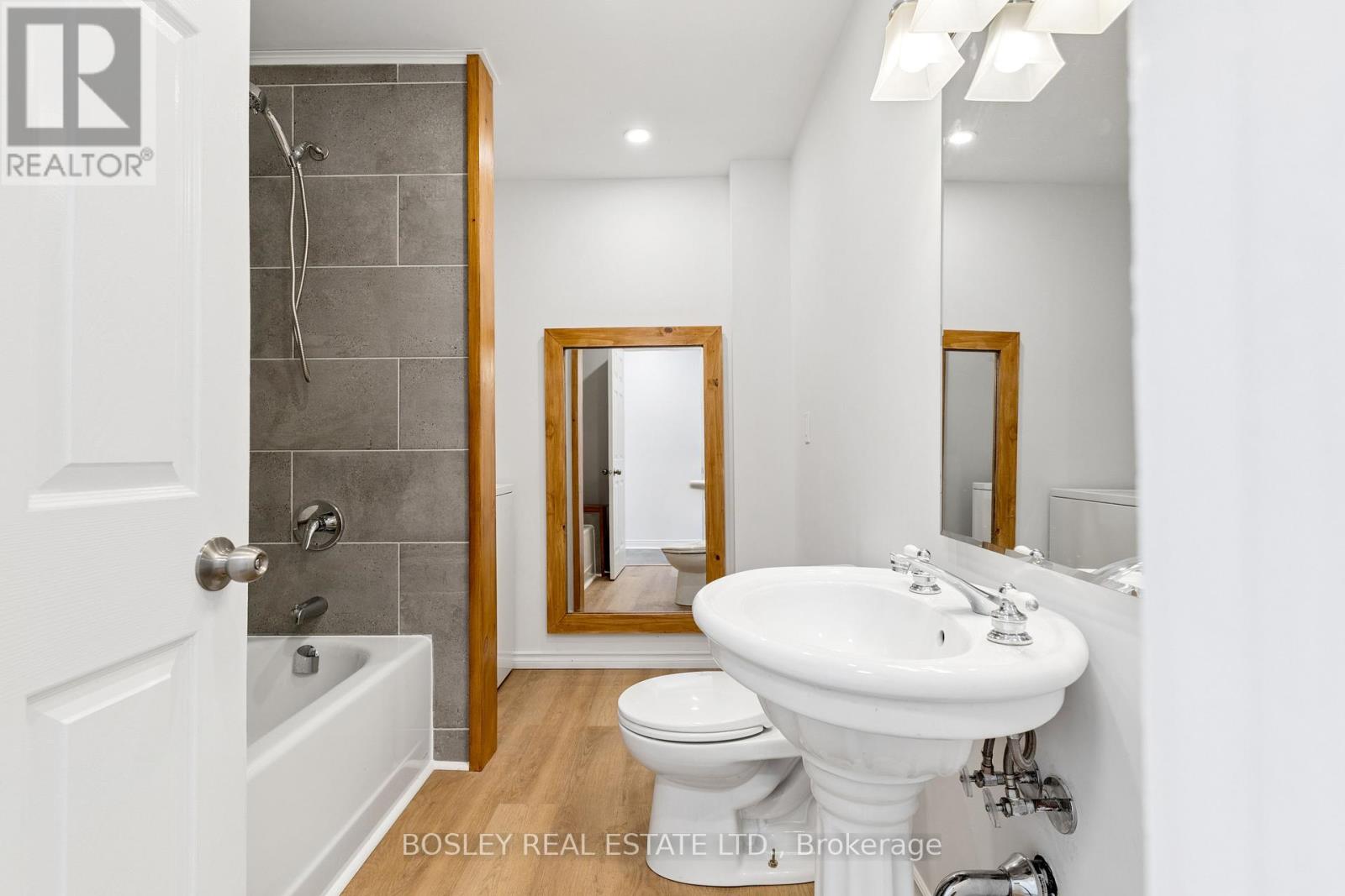 1167 Dundas Street W, Toronto, Ontario  M6J 1X3 - Photo 17 - C13814822